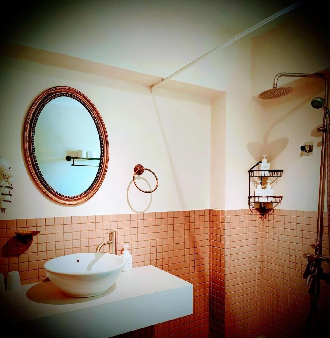 小步洋樓民宿kokokara House Tainan Buitenkant foto